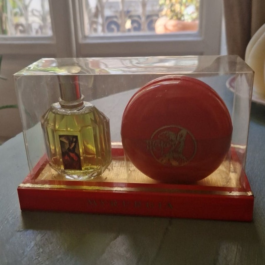 Beauty SPANISH | Maja Myrurgia Vintage Perfume And Soap With Dish Soap Gift Set | Spanish Shop Online